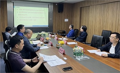 湖南省政協(xié)副主席、工商聯(lián)主席張健一行蒞臨進(jìn)芯電子指導(dǎo)工作